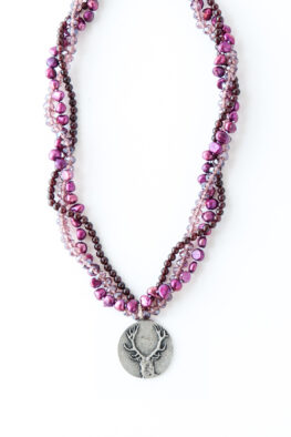 1210 3-strand NECKLACE berry