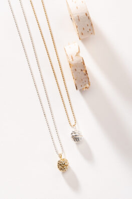152 NECKLACE PINE