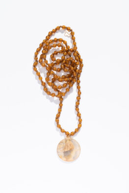 1572A NECKLACE PETA amber