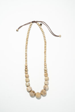 N847 NECKLACE KAJA CREAM